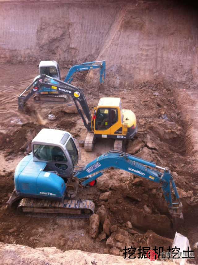 八分公司召开龙田项目部起步动员大会