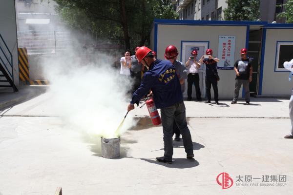 项目工程管理处山西省心血管病门急诊综合楼项目举行应急救援演练