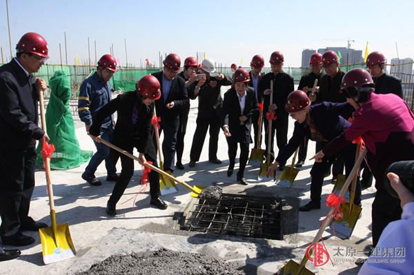 第四人民医院结核病病防治楼顺利封顶